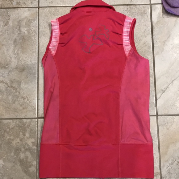 Lululemon scuba top, size 4 - Picture 4 of 7